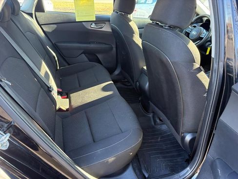 Used 2021 Kia Forte LXS image 18