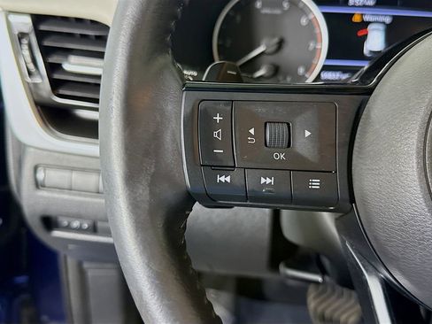 Certified 2021 Nissan Rogue SV w/ Premium Package AWD/4WD image 21