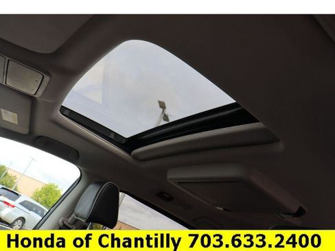 Certified 2025 Honda Odyssey Touring image 21