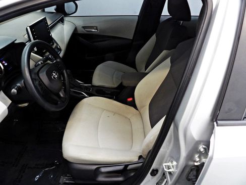 Used 2020 Toyota Corolla LE image 8