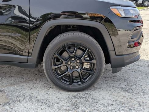 New 2026 Jeep Compass Latitude AWD/4WD image 12
