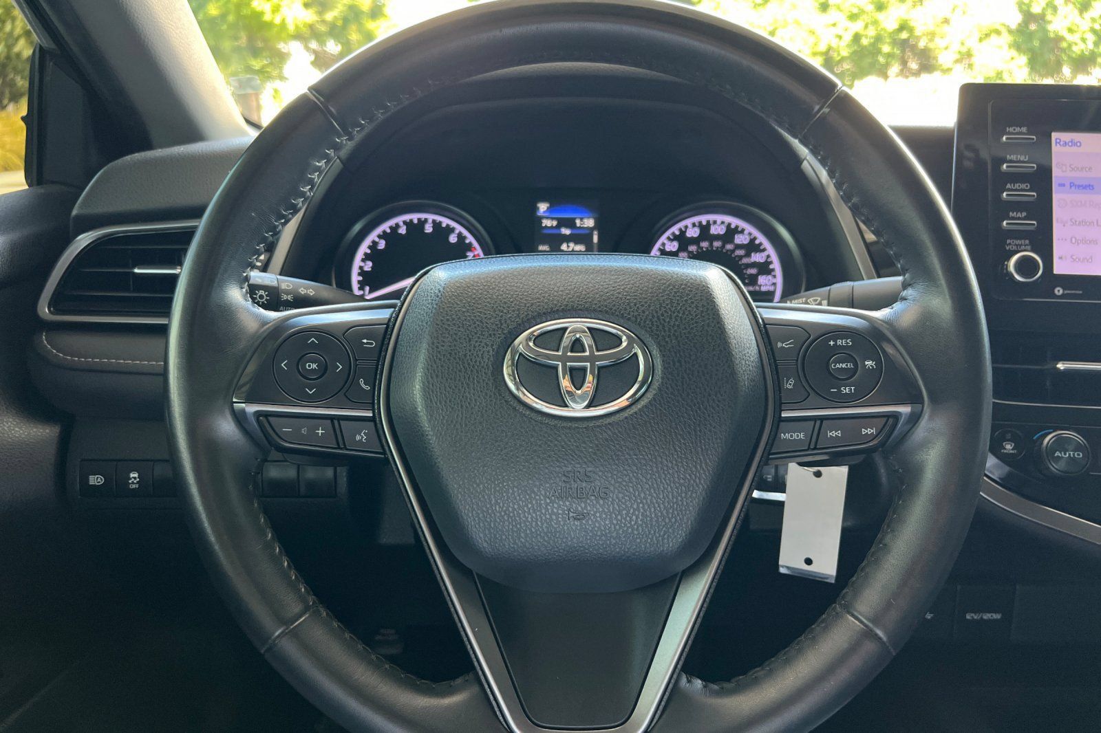 Used 2024 Toyota Camry SE FWD image 29