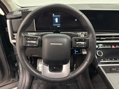 Used 2025 Hyundai Santa Fe SEL image 17