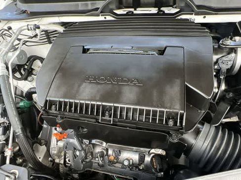 Certified 2023 Honda Pilot Touring image 10