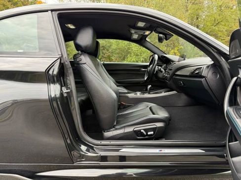 Used 2016 BMW M2 image 24