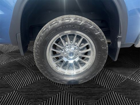 Used 2024 Chevrolet Silverado 1500 LTZ image 14