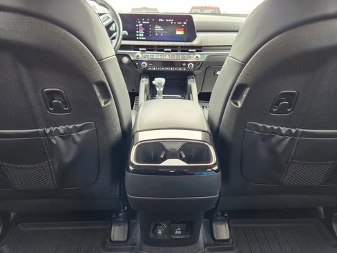 Used 2024 Kia Telluride SX Prestige image 14