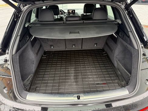 Used 2019 Audi SQ5 Premium Plus w/ Premium Plus Package image 5