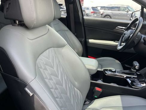 Used 2023 Kia Sportage X-Line w/ X-Line Premium Package AWD/4WD image 31