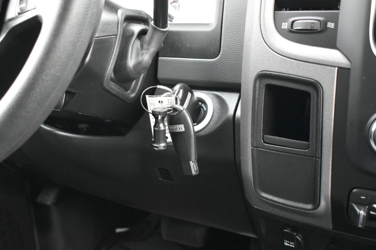 Used 2018 RAM 2500 Tradesman w/ Chrome Appearance Group AWD/4WD image 40