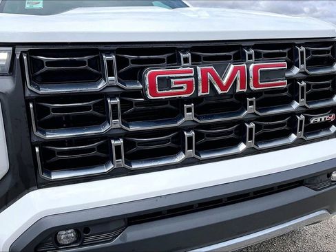 Used 2023 GMC Canyon AT4 w/ AT4 Premium Package AWD/4WD image 28