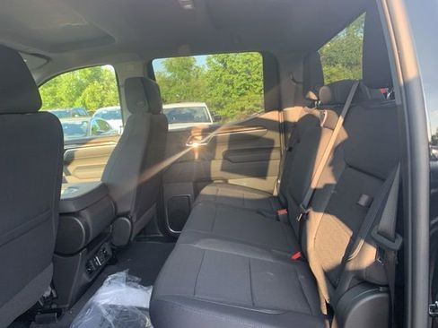 New 2026 GMC Sierra 1500 Elevation image 25