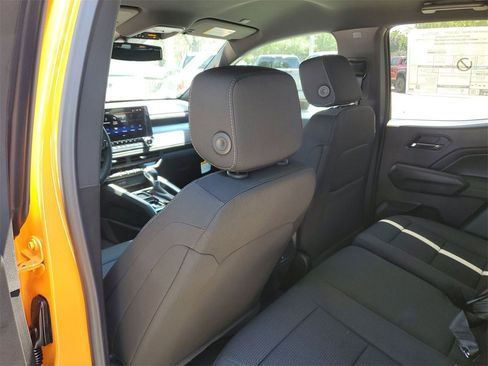 New 2025 Chevrolet Colorado LT image 8