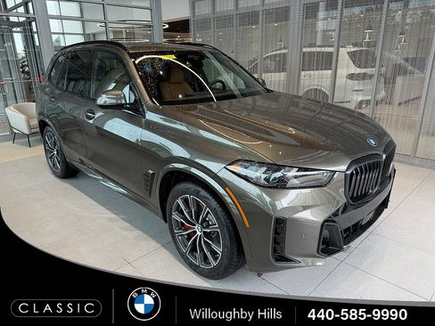 New 2026 BMW X5 xDrive50e w/ M Sport Package AWD/4WD image 1