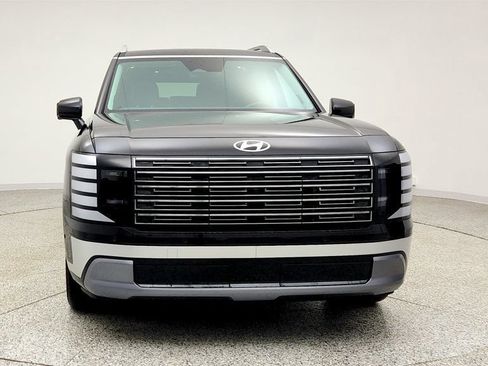 Used 2026 Hyundai Palisade Limited FWD image 2