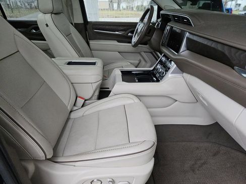 Used 2023 GMC Yukon Denali image 29