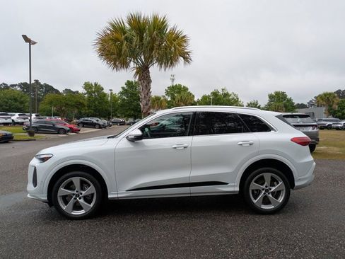 Used 2025 Audi Q5 Premium Plus w/ Premium Plus AWD/4WD image 9
