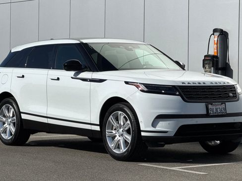 Used 2026 Land Rover Range Rover Velar S image 7