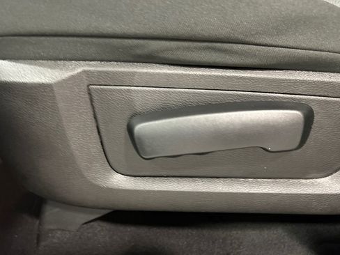 Used 2022 RAM 1500 Classic Warlock w/ Electronics Group image 18