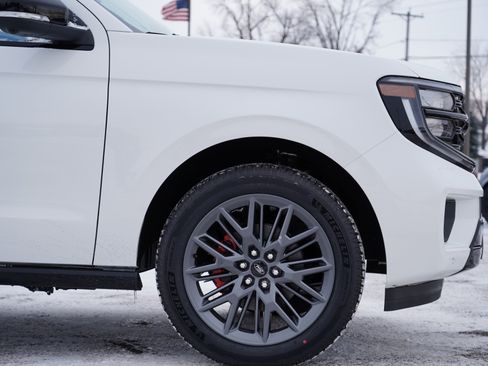 New 2025 Ford Expedition Platinum w/ Stealth Performance Package image 14