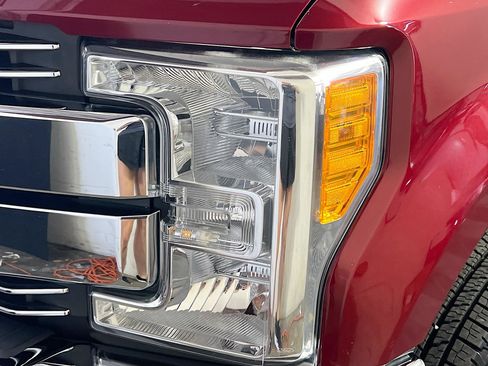 Used 2017 Ford F350 Lariat w/ Lariat Ultimate Package AWD/4WD image 11