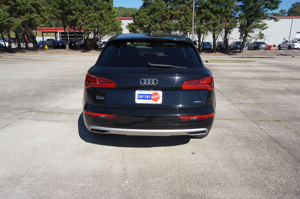 Used 2020 Audi Q5 2.0T Premium w/ Convenience Package AWD/4WD image 22