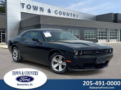 Used 2015 Dodge Challenger SXT