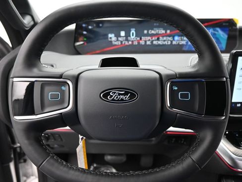 New 2026 Ford Expedition Max Platinum w/ Stealth Appearance Package AWD/4WD image 15