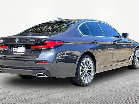 Used 2022 BMW 530i w/ Premium Package RWD image 13