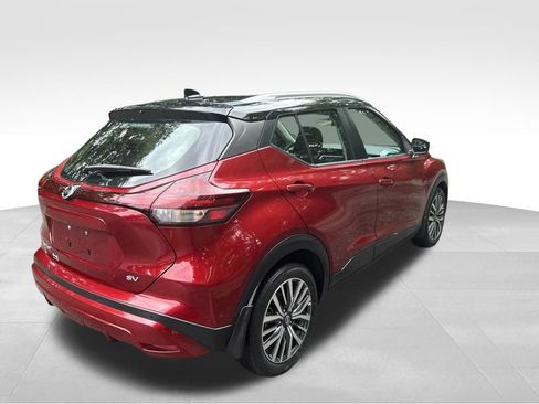Used 2021 Nissan Kicks SV FWD image 5