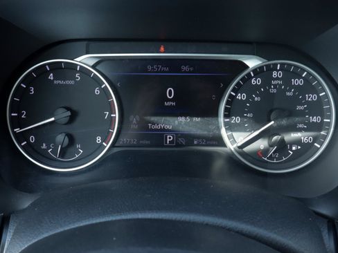 Used 2025 Nissan Sentra SV FWD image 25