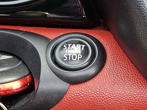 Used 2013 MINI Cooper Roadster FWD image 20