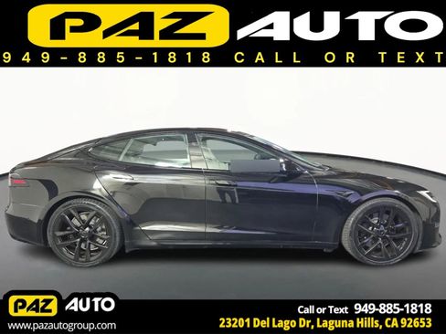 Used 2022 Tesla Model S Plaid image 4