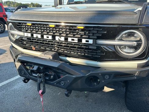 Used 2023 Ford Bronco Wildtrak AWD/4WD image 2