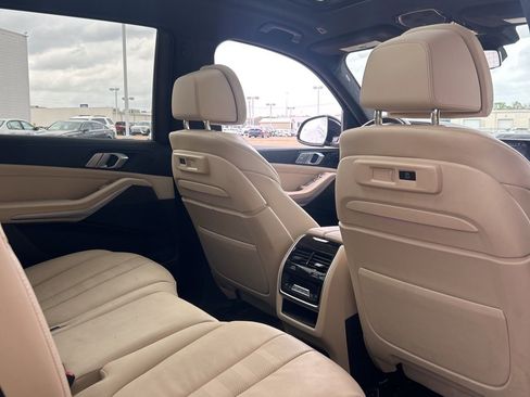 Used 2021 BMW X7 xDrive40i w/ Premium Package 2 image 20