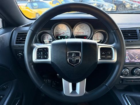 Used 2012 Dodge Challenger R/T Plus RWD image 20