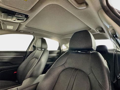 Certified 2025 Hyundai Sonata Limited FWD image 14