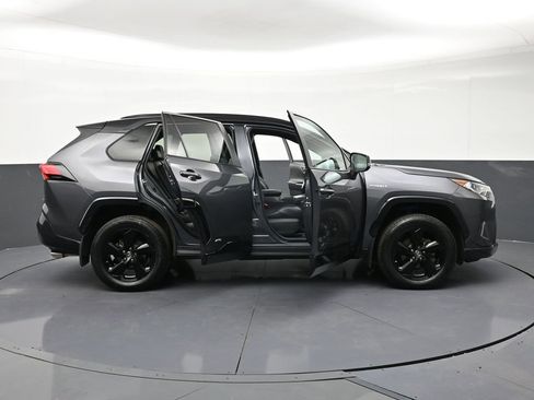 Used 2019 Toyota RAV4 XSE w/ Carpet Mat Package image 34