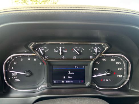 Used 2020 GMC Sierra 1500 Elevation w/ Elevation Value Package image 11