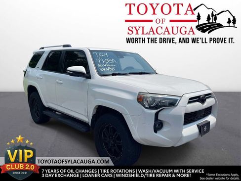 Used 2020 Toyota 4Runner SR5 Premium w/ Moonroof Package AWD/4WD image 1