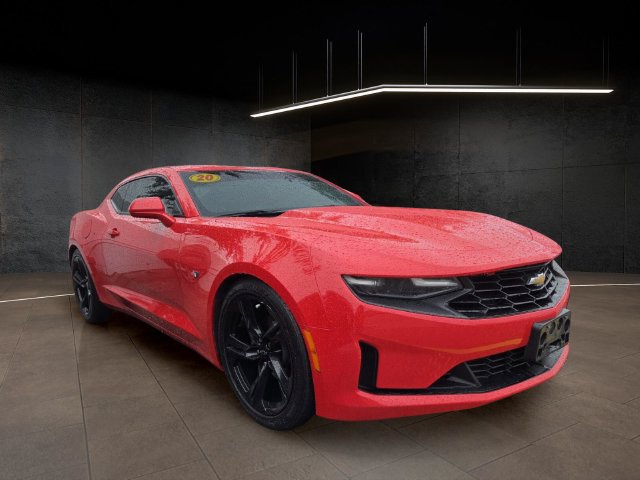 Used 2020 Chevrolet Camaro LT RWD image 1