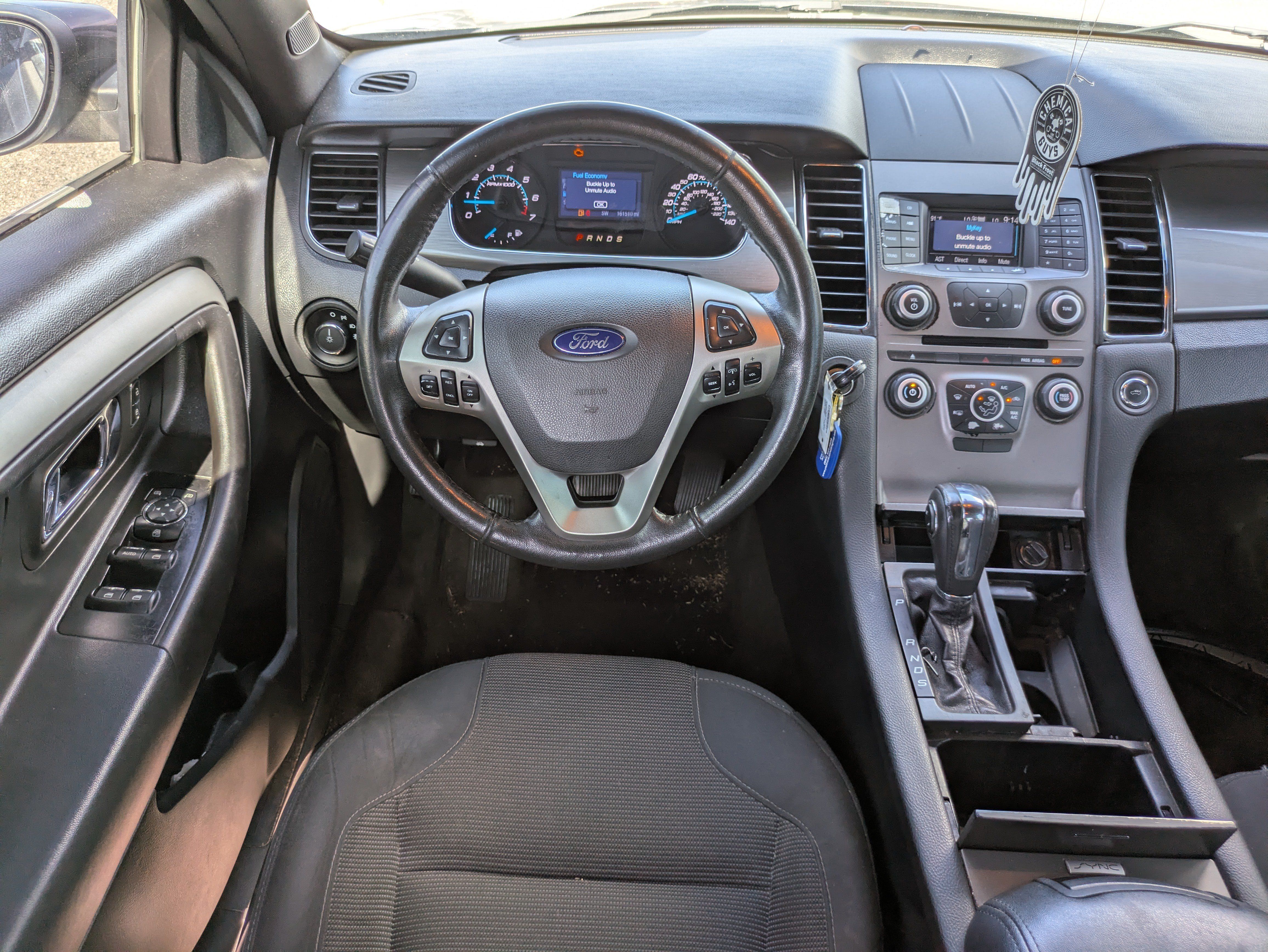 Used 2015 Ford Taurus SEL FWD image 15