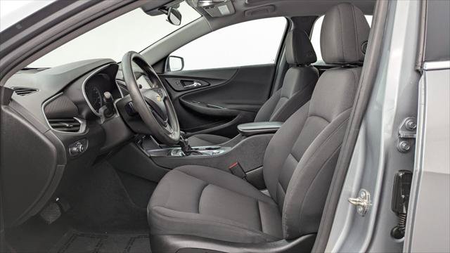 Used 2024 Chevrolet Malibu LT FWD image 14