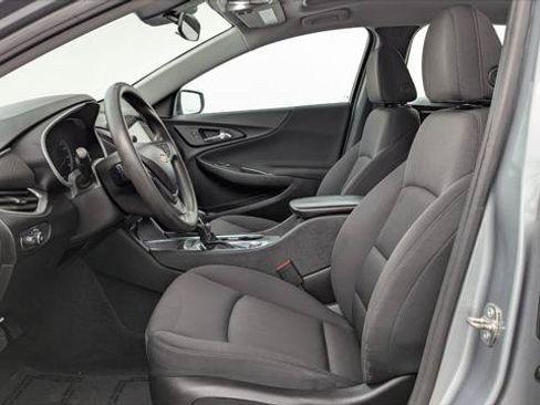Used 2024 Chevrolet Malibu LT FWD image 14