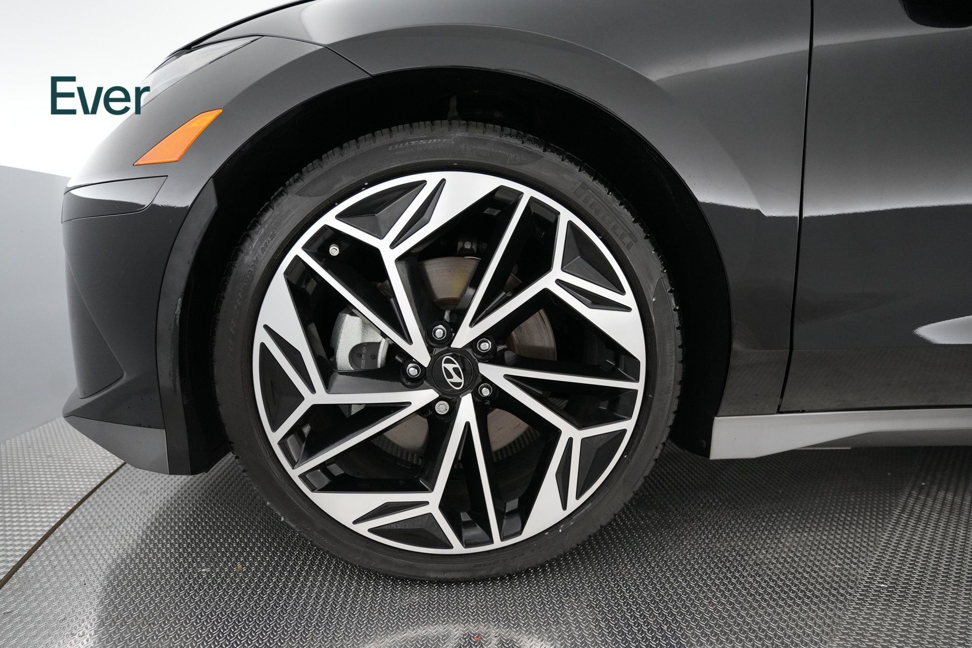 Used 2025 Hyundai Ioniq 6 SEL RWD image 18