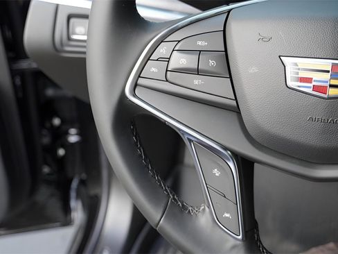 New 2026 Cadillac XT5 Luxury w/ LPO, Floor Liner Package image 15