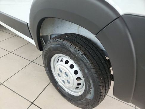 New 2025 RAM ProMaster 1500 w/ Convenience Group FWD image 10