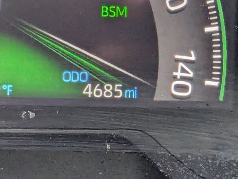 Used 2025 Toyota RAV4 XLE Premium image 21