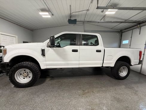 Used 2019 Ford F350 XL AWD/4WD image 3