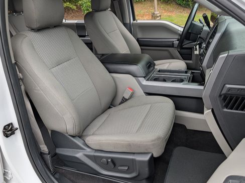 Used 2020 Ford F150 XLT w/ Equipment Group 302A Luxury AWD/4WD image 20